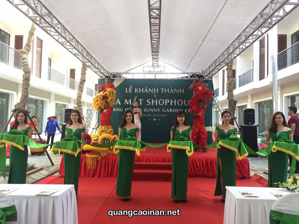 DỤNG CỤ CẮT BĂNG KHAI TRƯƠNG KHÁNH THÀNH LÀ GÌ ?