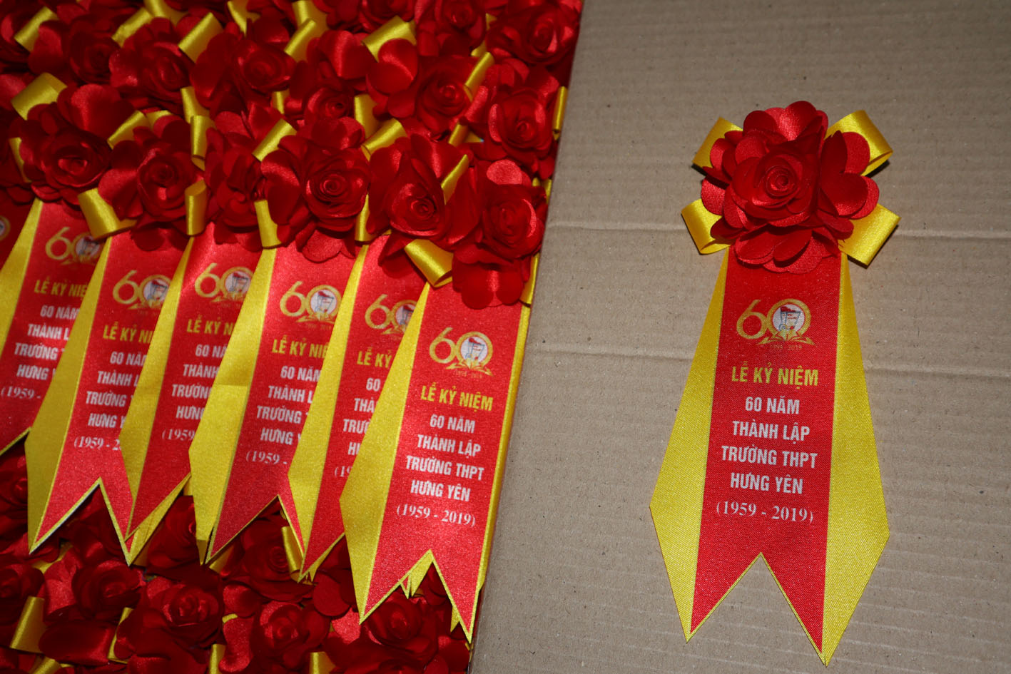 Hoa cài áo đại biểu – Mã số 06 - Ảnh 7