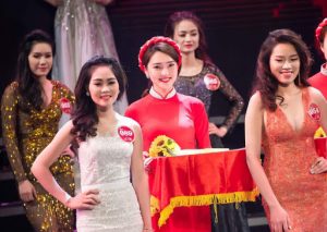 Khay trao thưởng, khay trao giải là gì ?